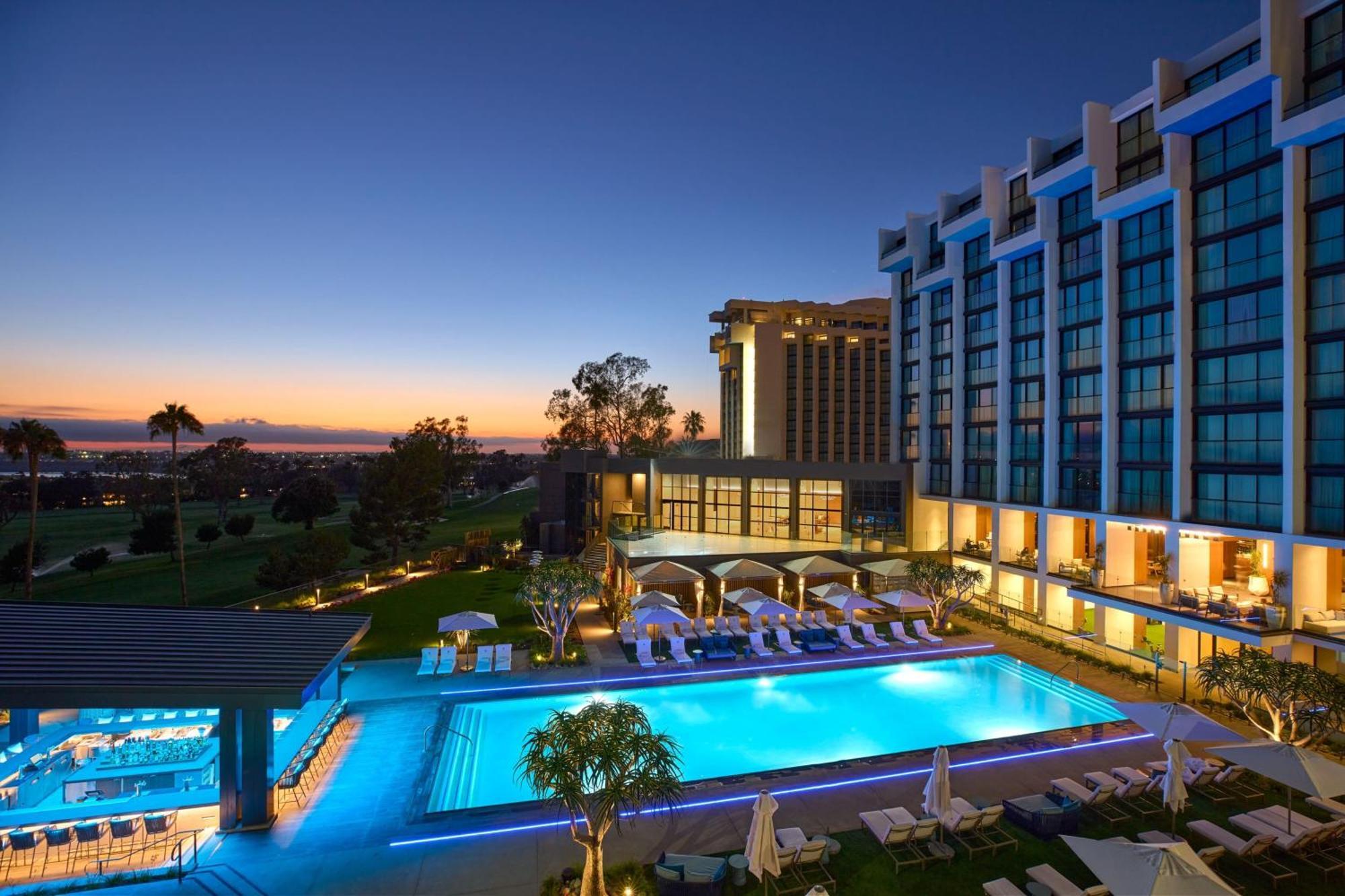 Vea Newport Beach, A Marriott Resort & Spa Buitenkant foto